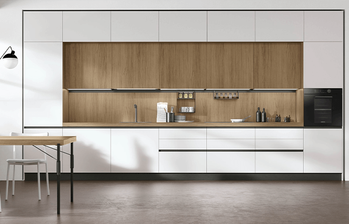 cucina-bianca-e-legno